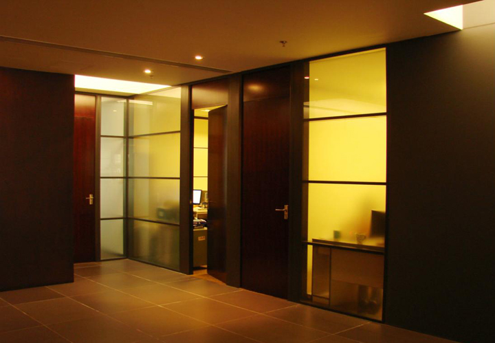 ����չ����������